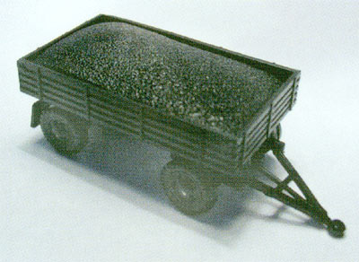 Flatbed trailer with coal loaded<br /><a href='images/pictures/BeKa/028_K.jpg' target='_blank'>Full size image</a>